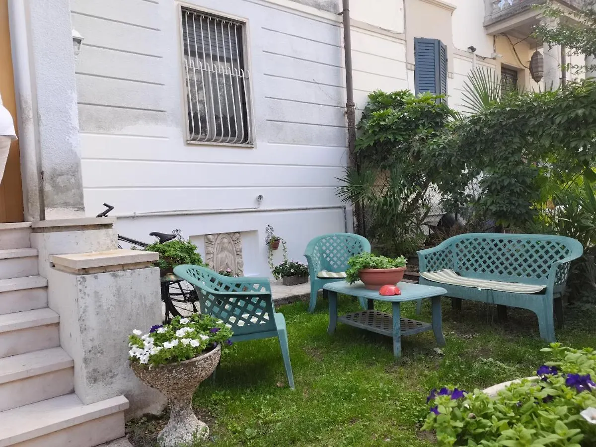 Chez Martha Bed & Breakfast Verona Italy