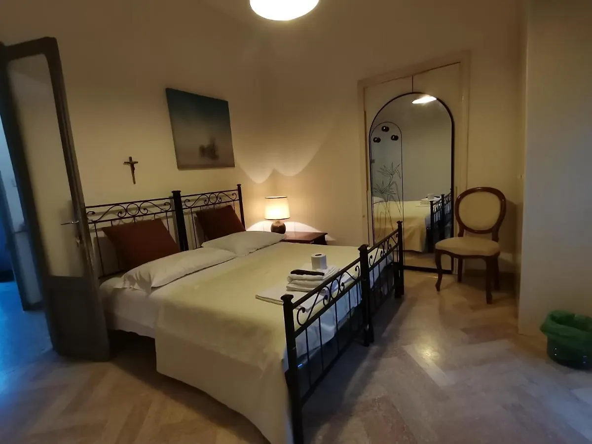 Chez Martha Bed & Breakfast Verona